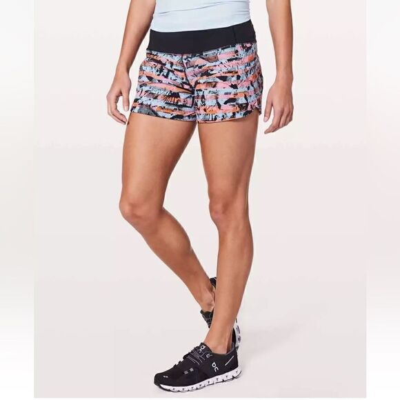 Lululemon Run Times Short II 4" Inversion Multi / Black | Women’s SIZE: 4 - Picture 2 of 9